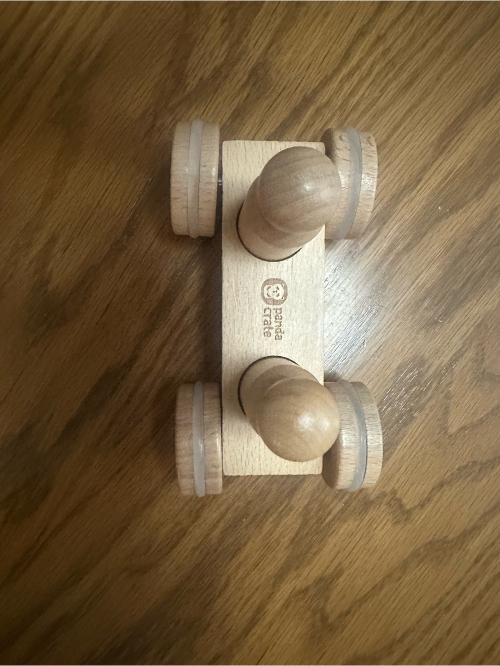 panda crate natural wooden car with 2 peg dolls